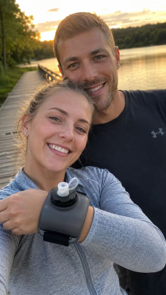 Best Wrist Water Bottle for Hiking 2026: Hands-free Hydration Guide
